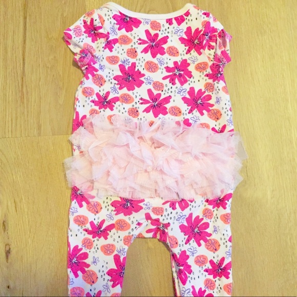 Floral & Ladybug Baby Girl Outfits💕🐞 - Picture 6 of 7